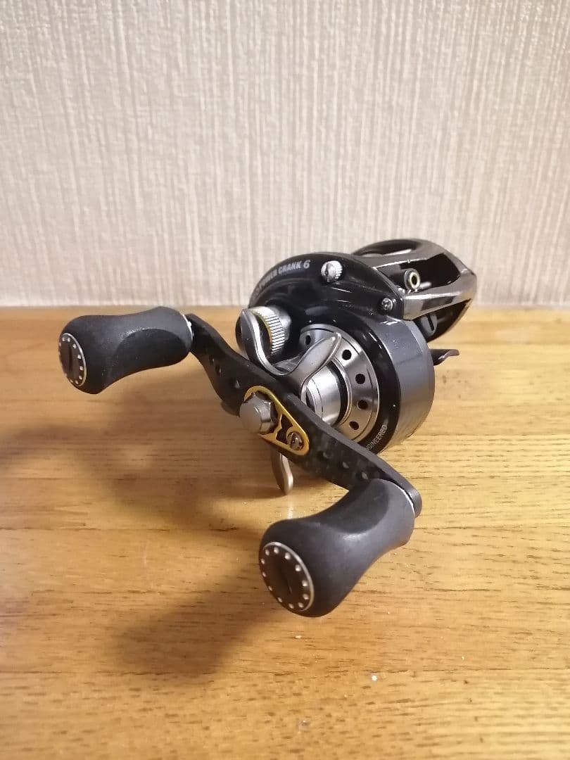 Abu Garcia ベイトリール REVOパワークランク6